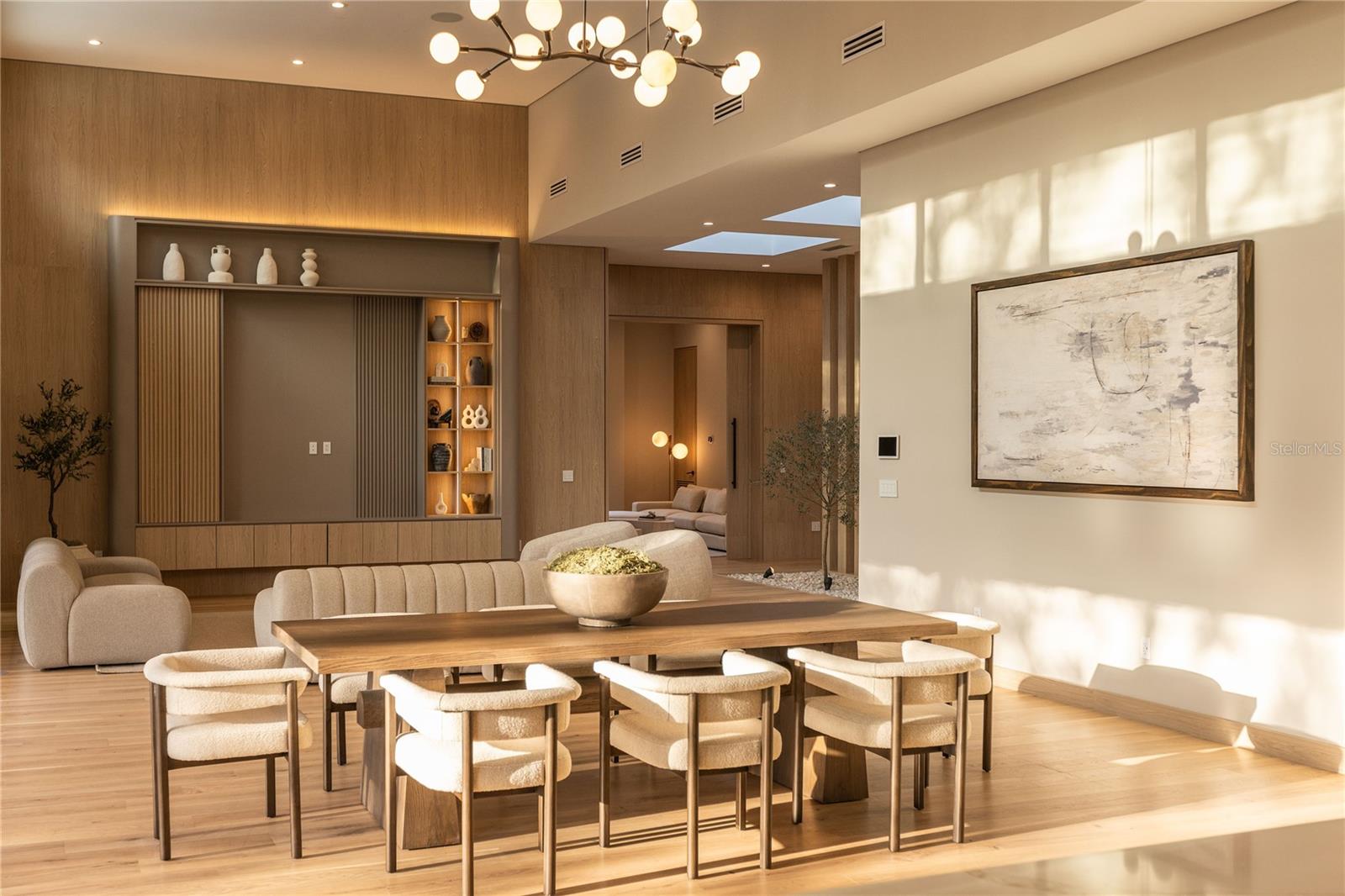 BAY HILL SEC 04 - Residential Lease