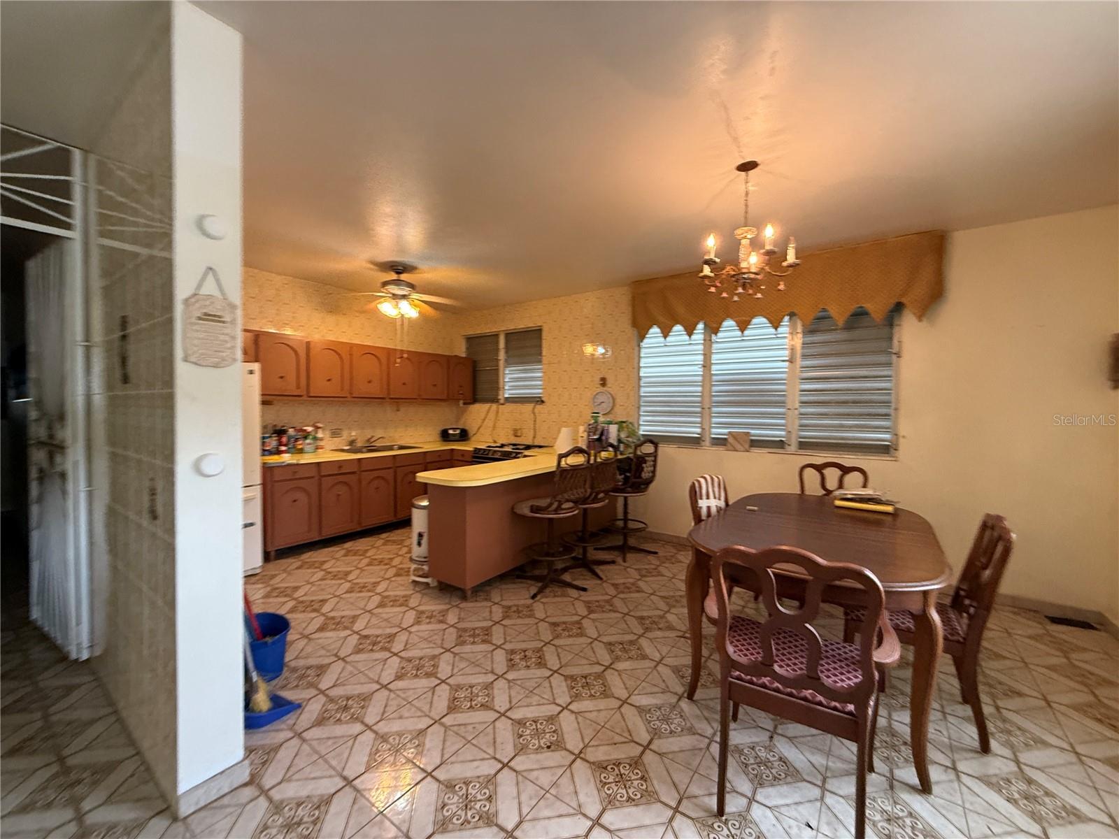 PARABUEYON BARRIO MIRADERO JOYUDAS CABO ROJO - Residential