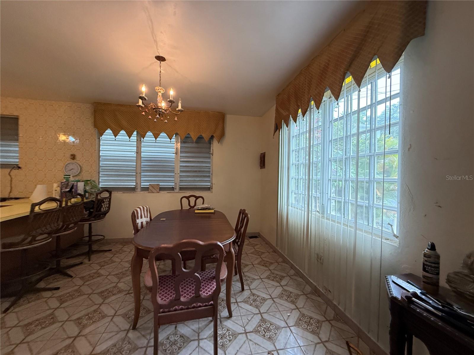 PARABUEYON BARRIO MIRADERO JOYUDAS CABO ROJO - Residential