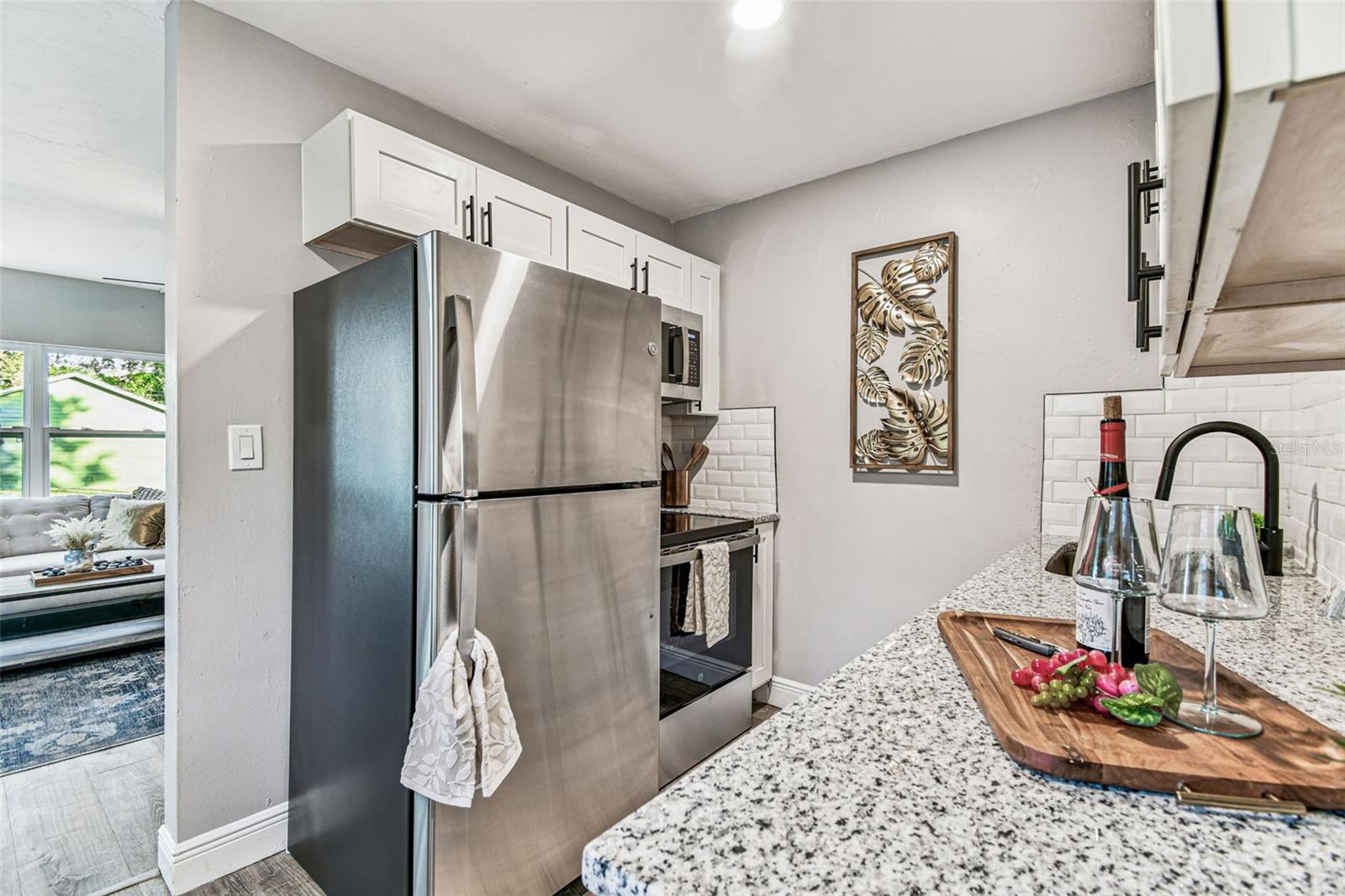 LAKEVIEW GROVE - Residential