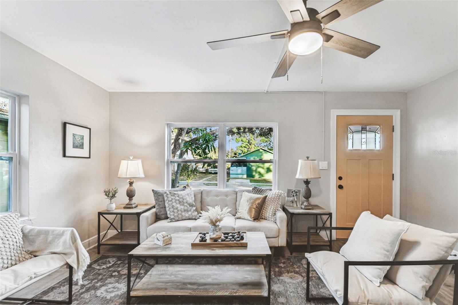 LAKEVIEW GROVE - Residential