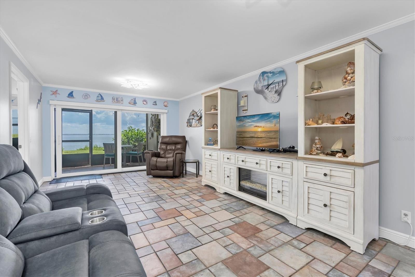 6372 PALMA DEL MAR BOULEVARD S 111