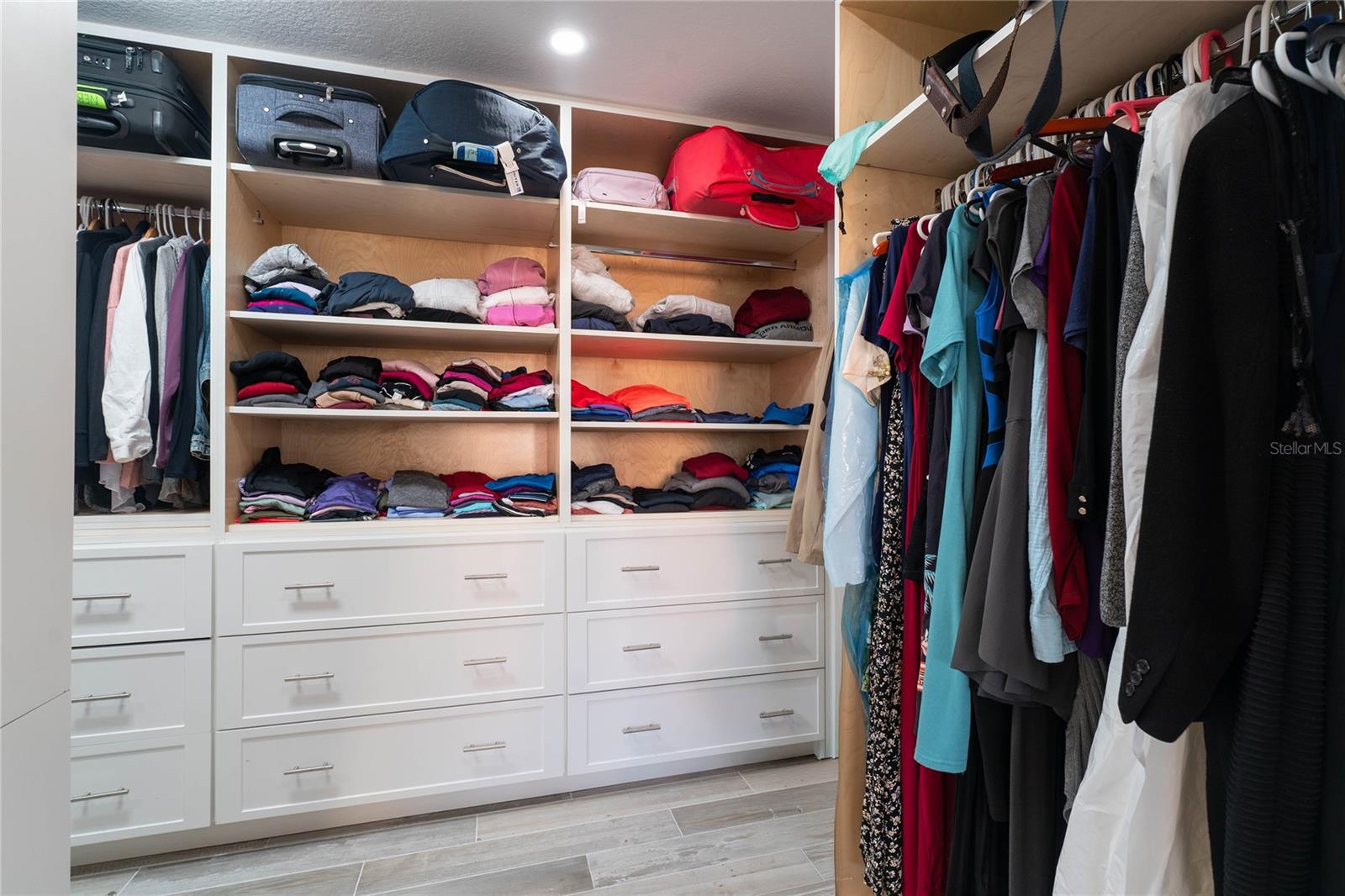 CLEARWATER SAND KEY - Residential