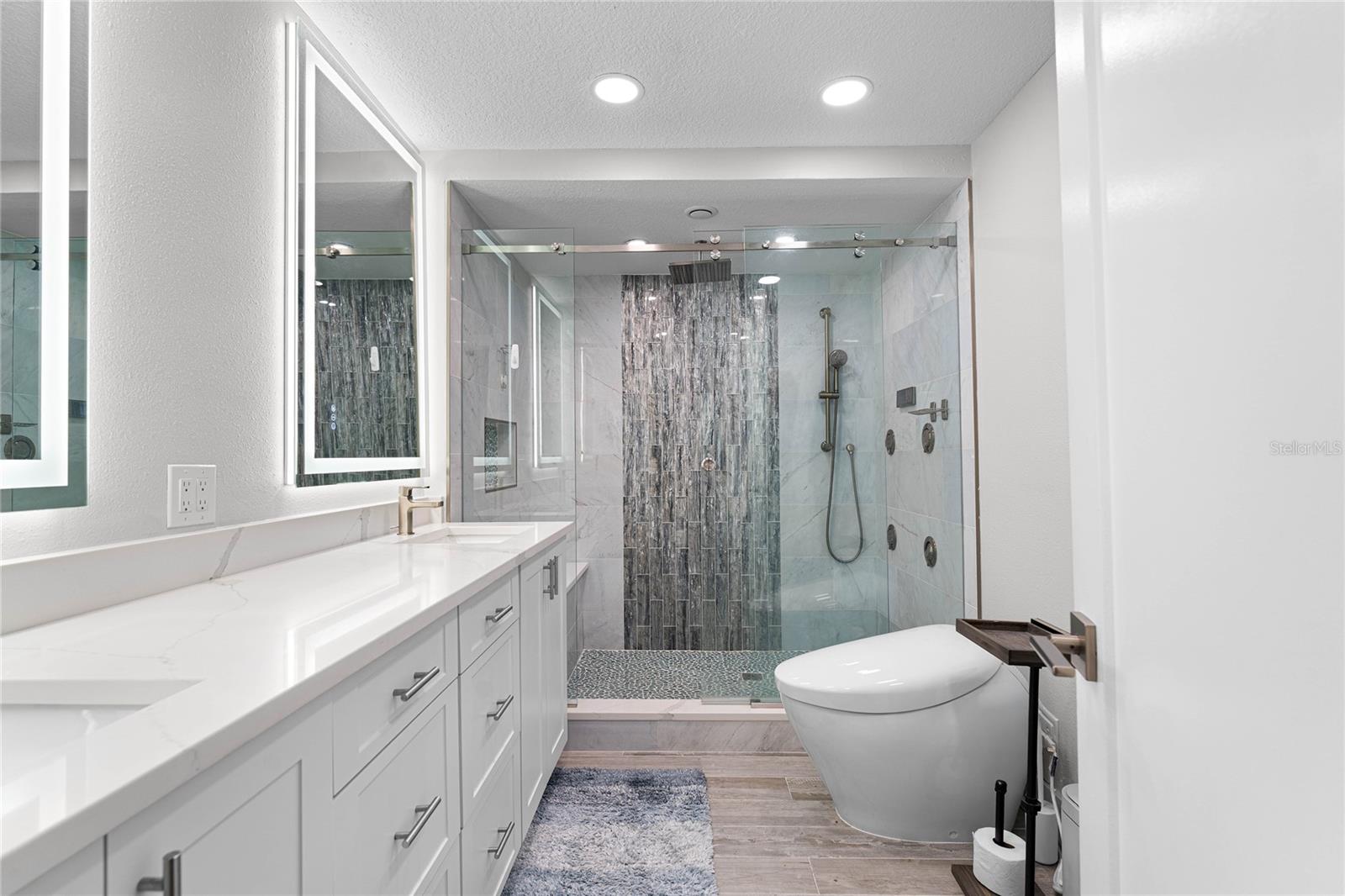 CLEARWATER SAND KEY - Residential