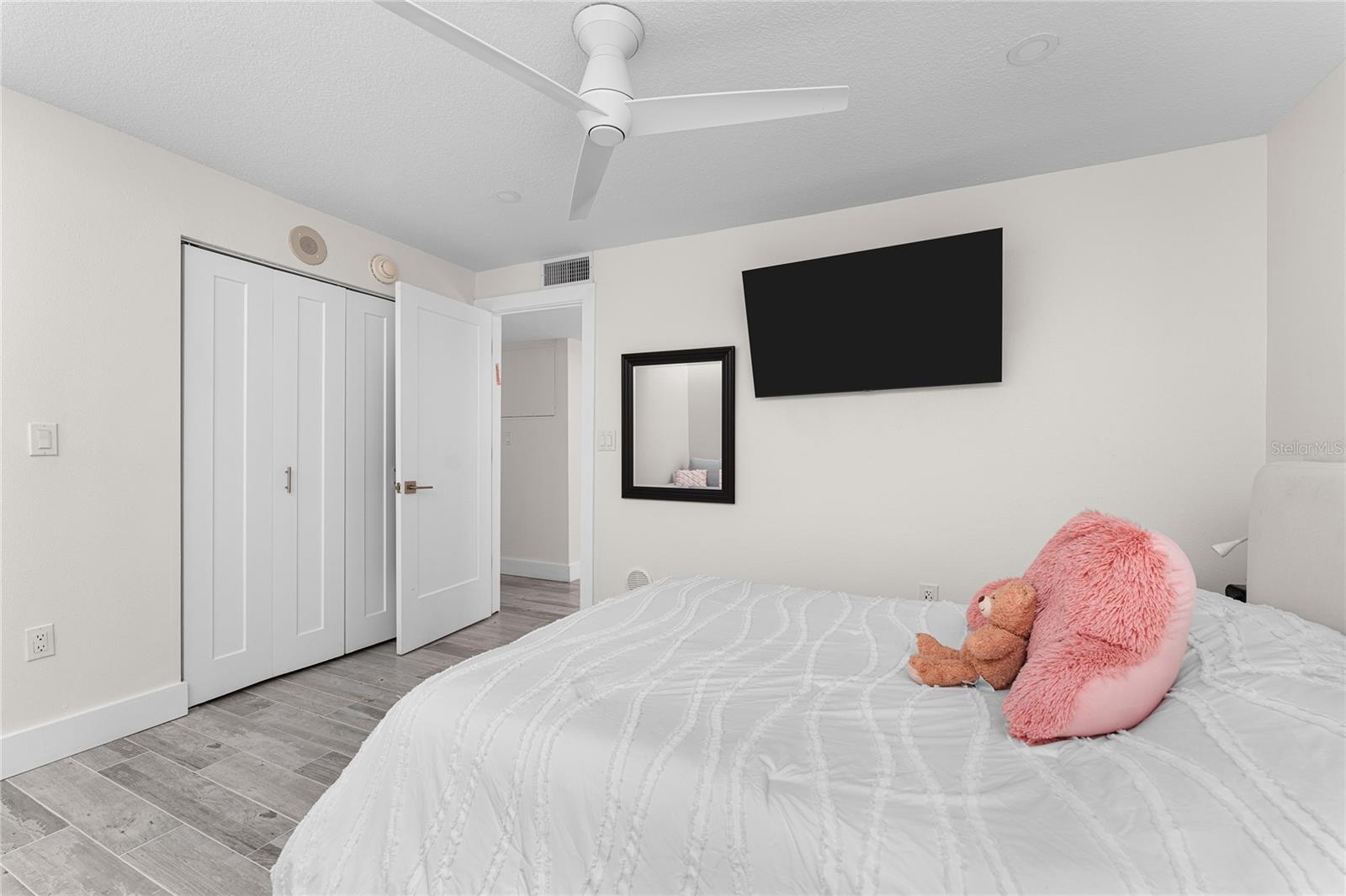 CLEARWATER SAND KEY - Residential