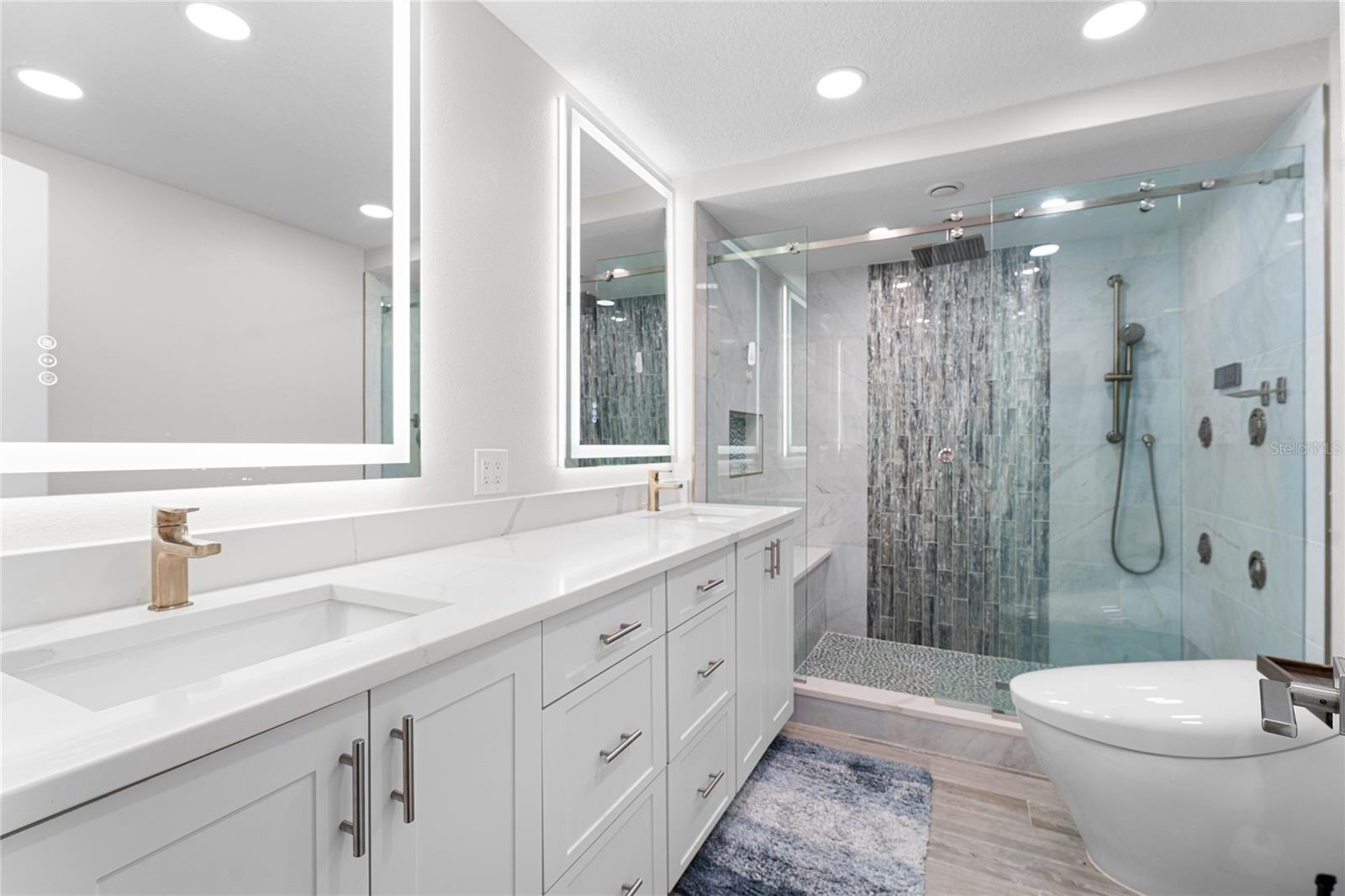 CLEARWATER SAND KEY - Residential