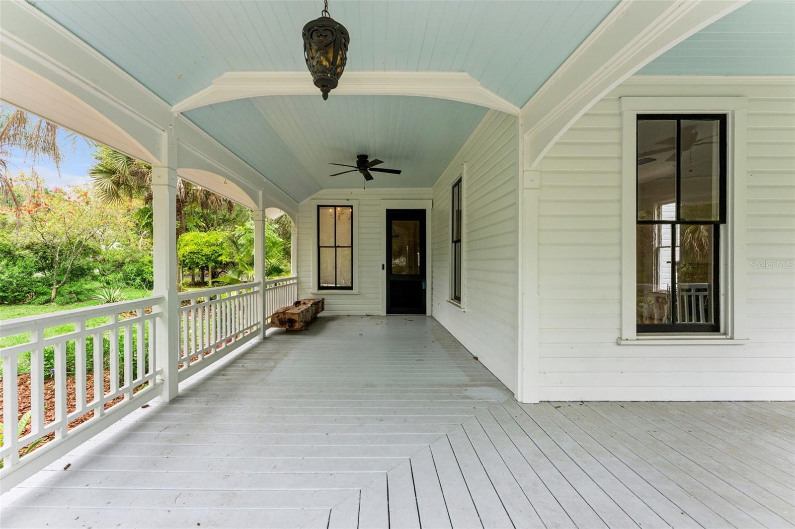 LAKE HELEN - Residential