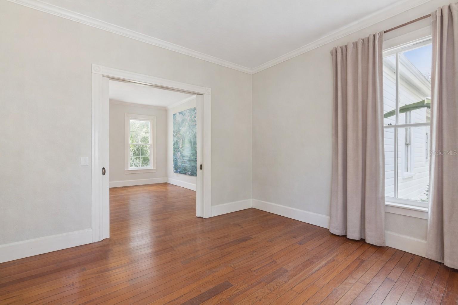 LAKE HELEN - Residential