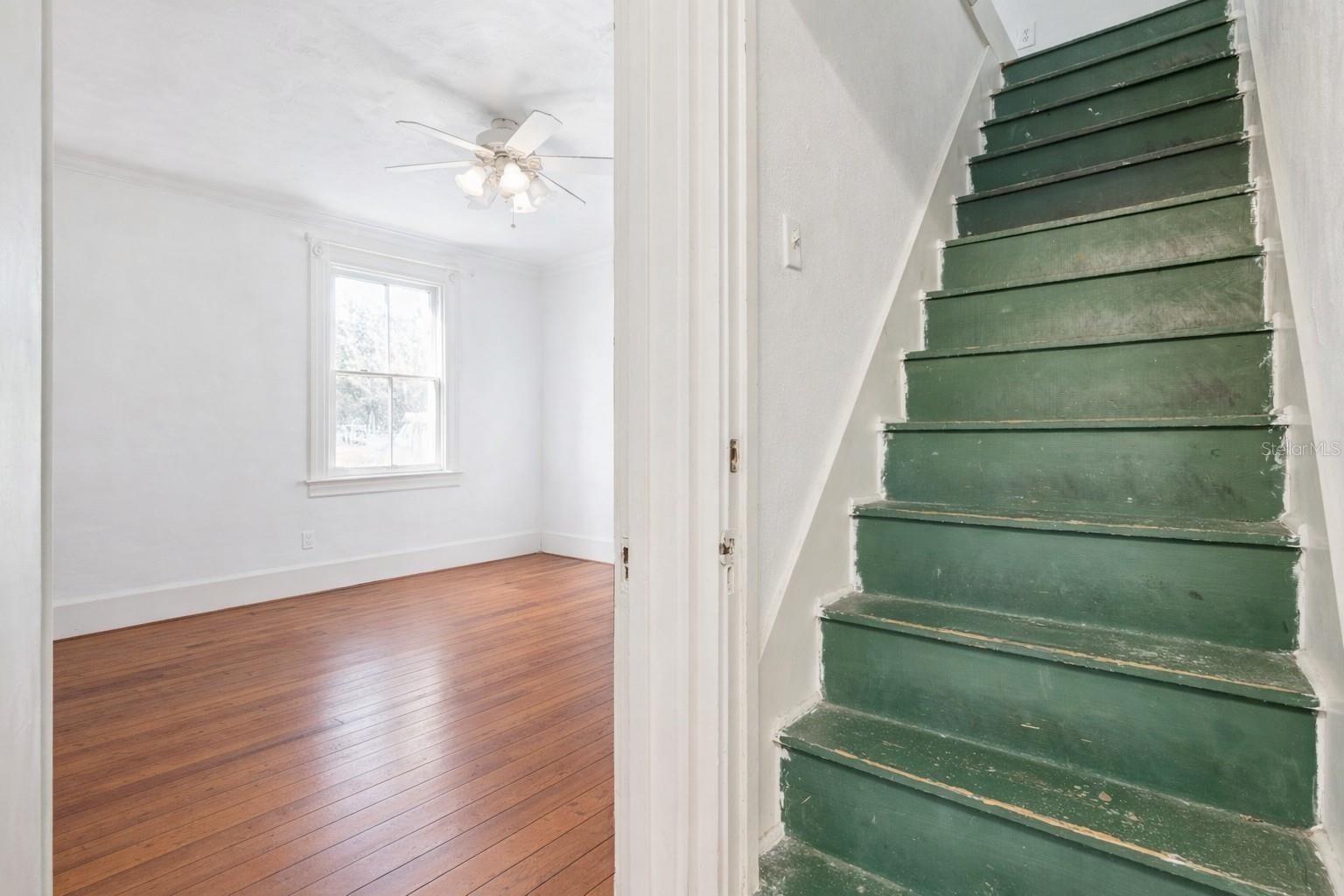 LAKE HELEN - Residential