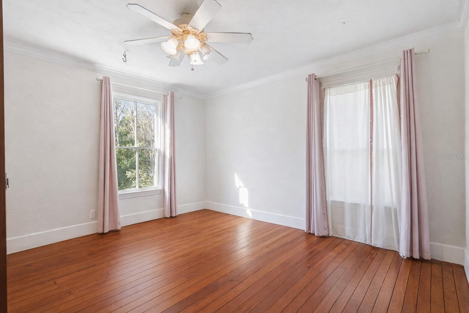 LAKE HELEN - Residential