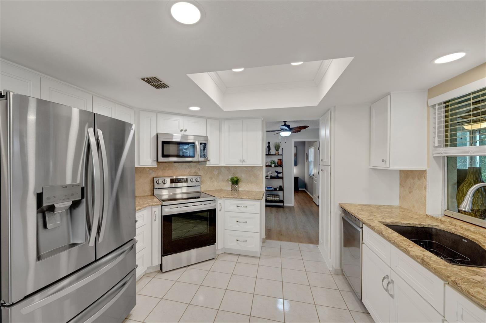 HERITAGE LAKE - Residential