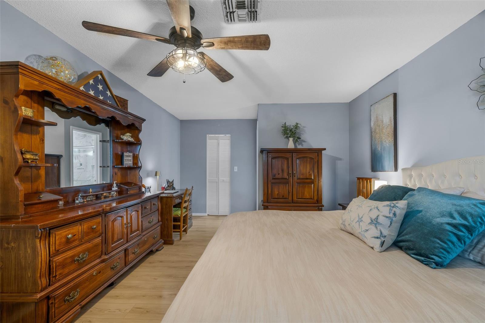 HERITAGE LAKE - Residential