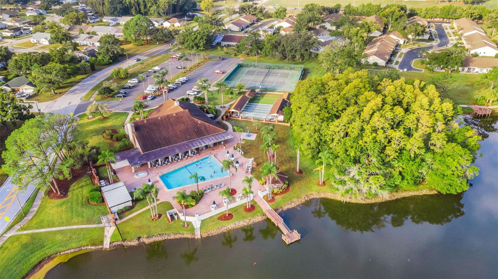 HERITAGE LAKE - Residential