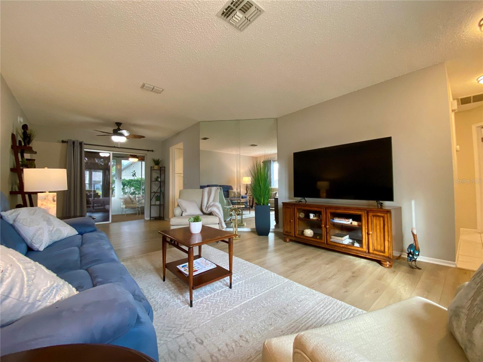 HERITAGE LAKE - Residential