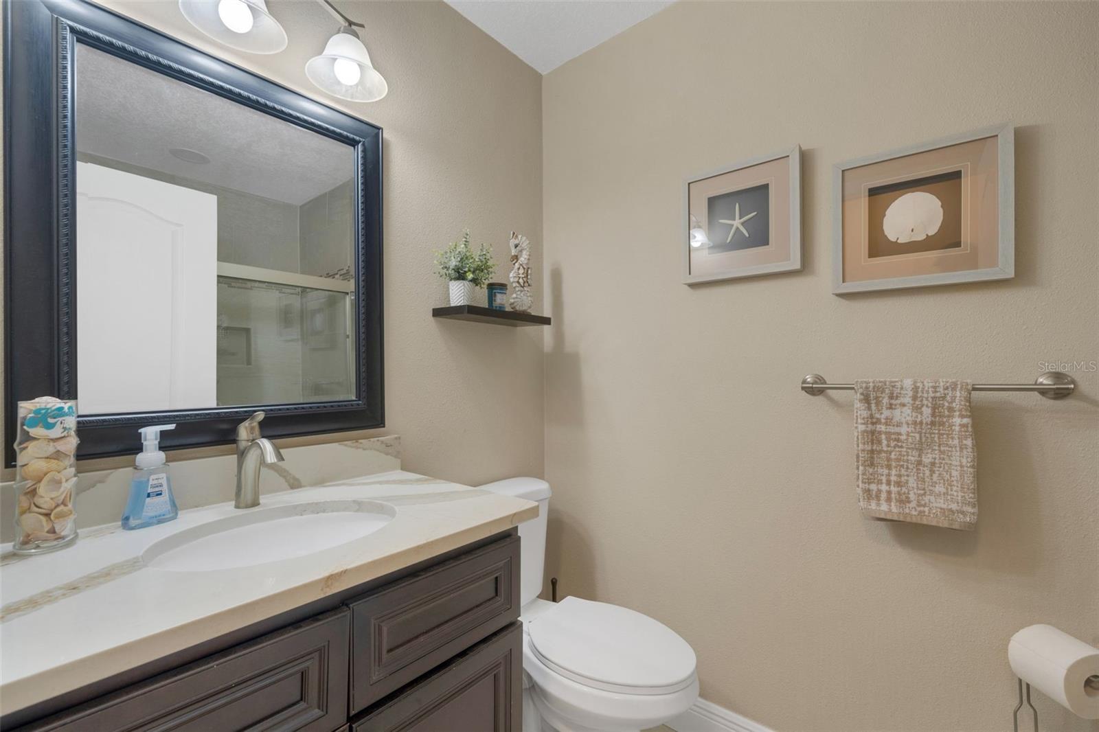 HERITAGE LAKE - Residential