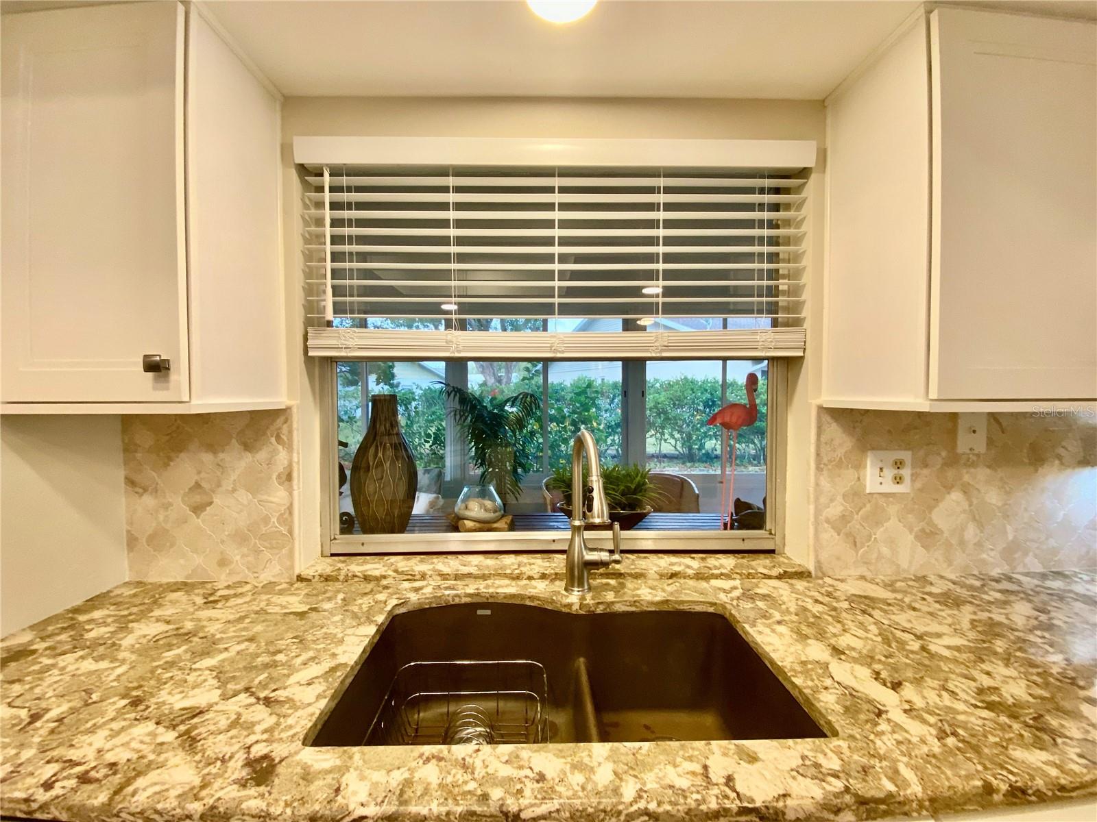 HERITAGE LAKE - Residential