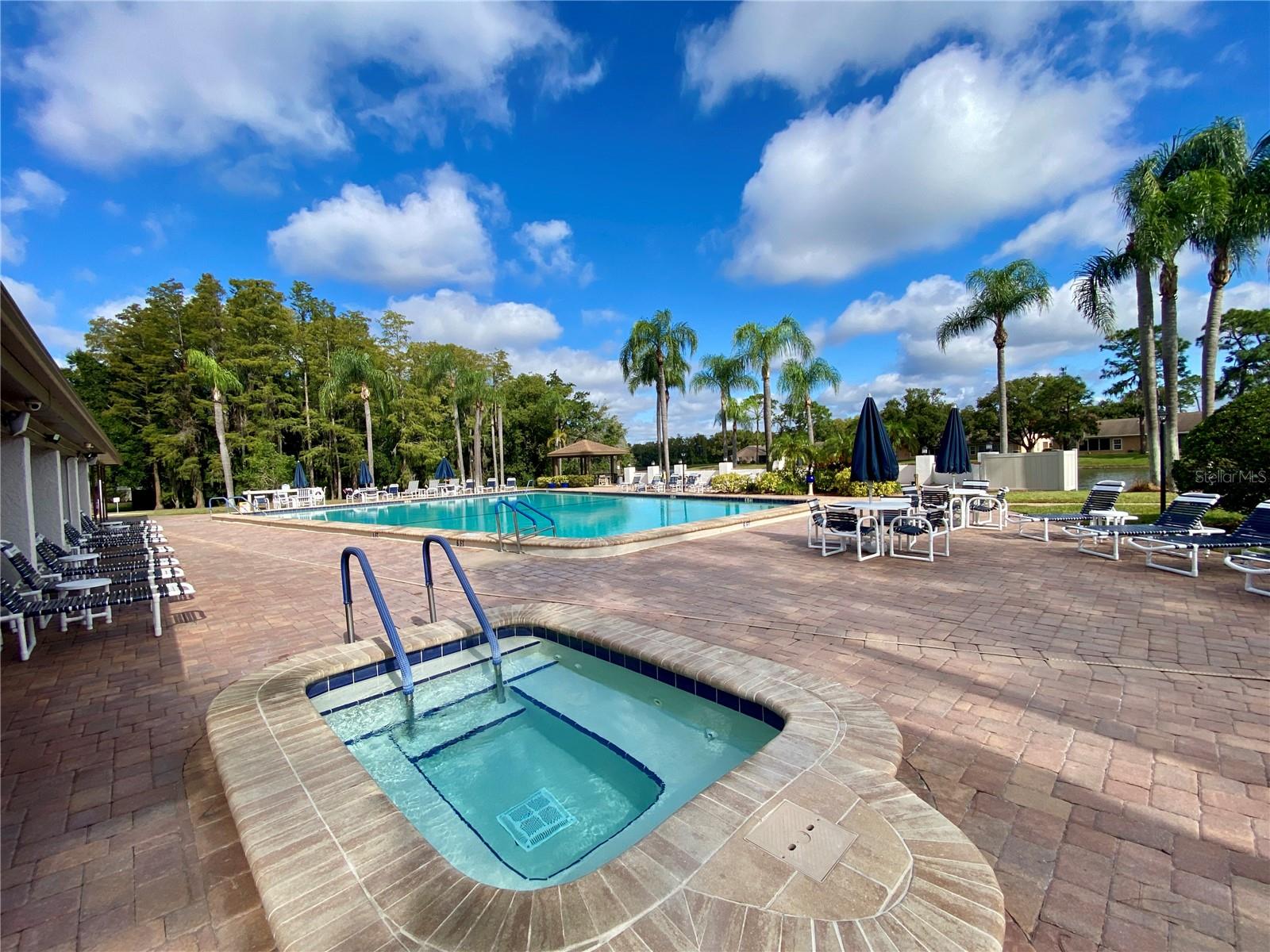 HERITAGE LAKE - Residential