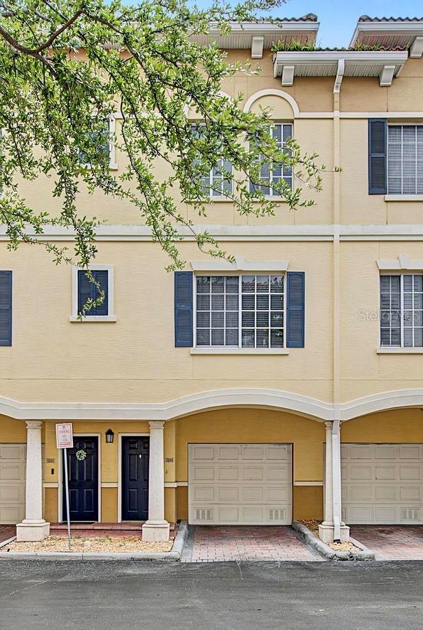 Photo of 5214 Hampton Beach Place #5214, Tampa, FL 33609 (MLS # TB8551637)