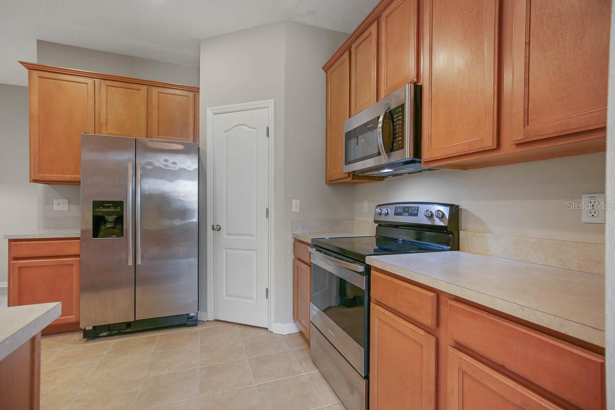 FISHHAWK RANCH PH2 PCLS O&P - Residential Lease