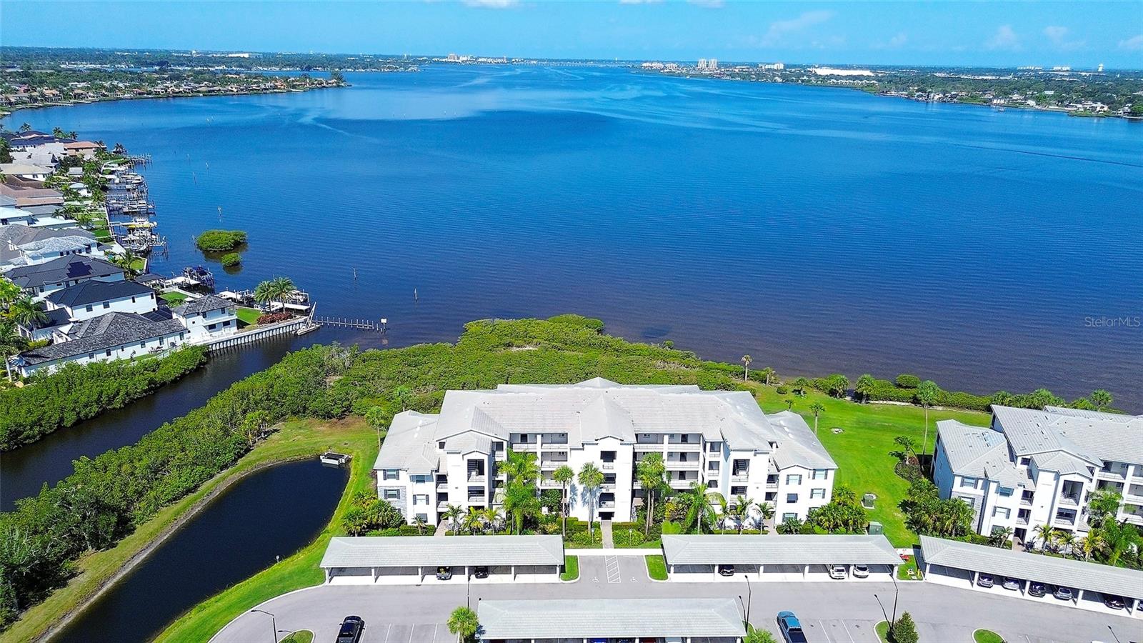850 TIDEWATER SHORES LOOP 402, BRADENTON, FL, 34208 1 850 TIDEWATER SHORES LOOP 402