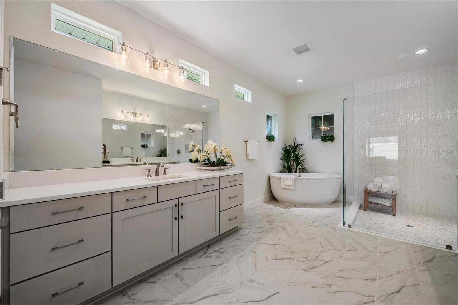 LAKE JOVITA GOLF & COUNTRY CLUB PH 04 A - Residential