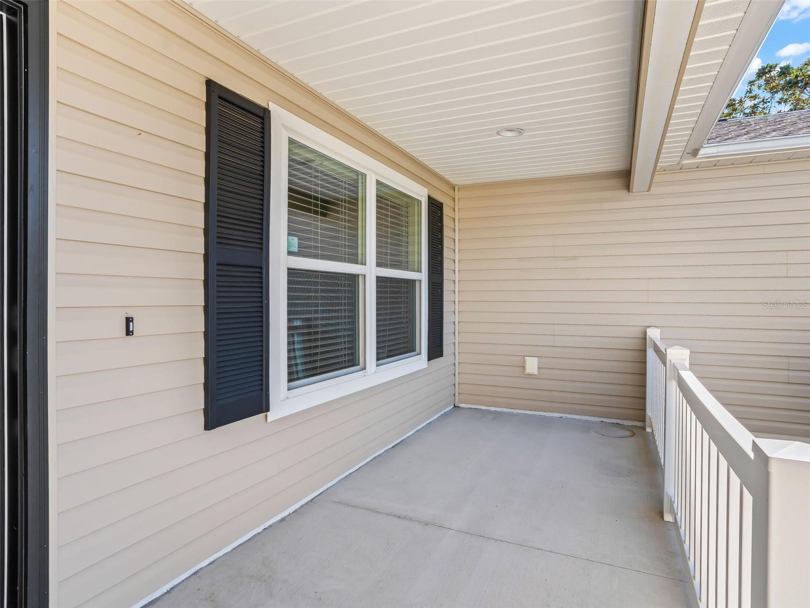 828 SILVER OAK AVENUE