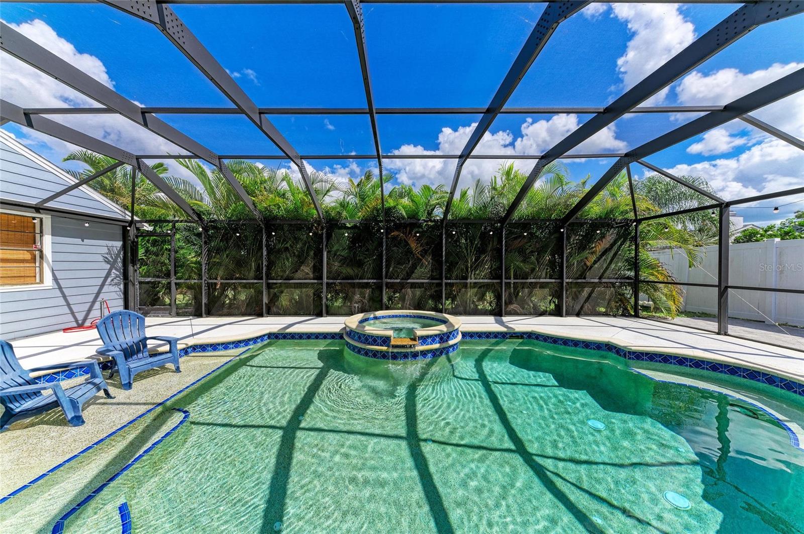 LAKE SARASOTA - Residential