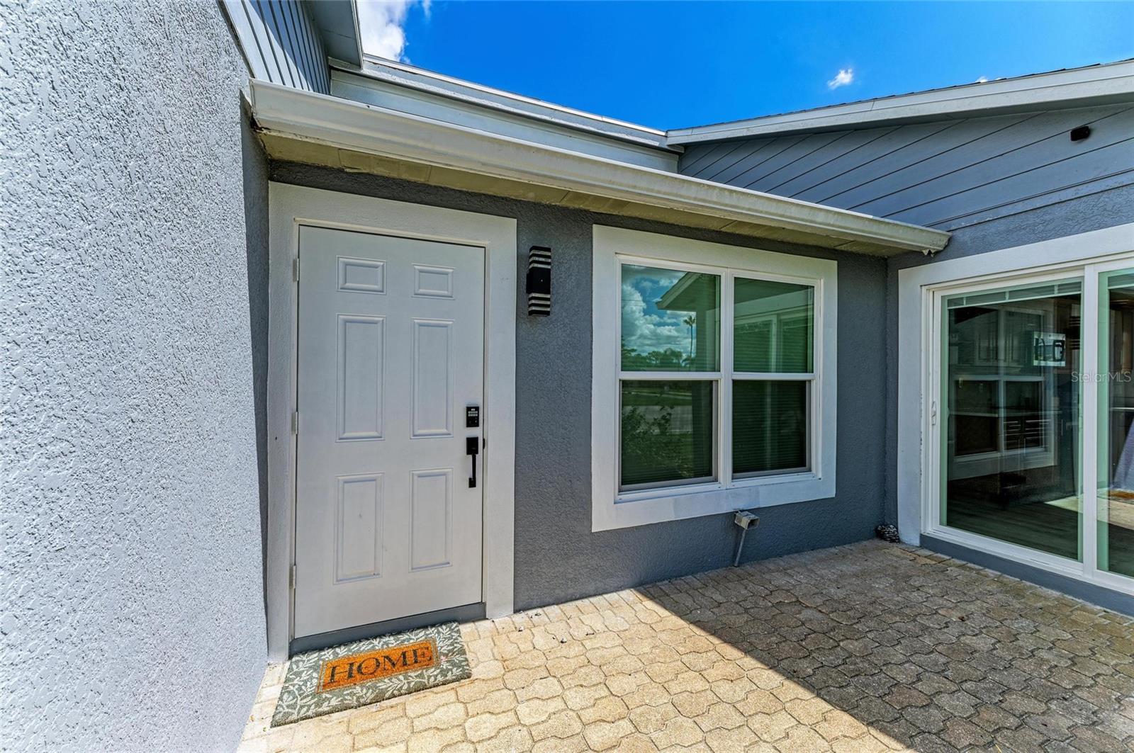LAKE SARASOTA - Residential