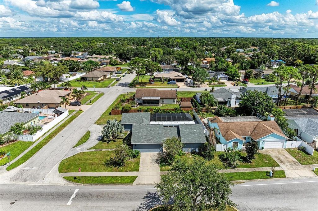 Photo of 6601 Mauna Loa Boulevard, Sarasota, FL 34241 (MLS # A4668351)