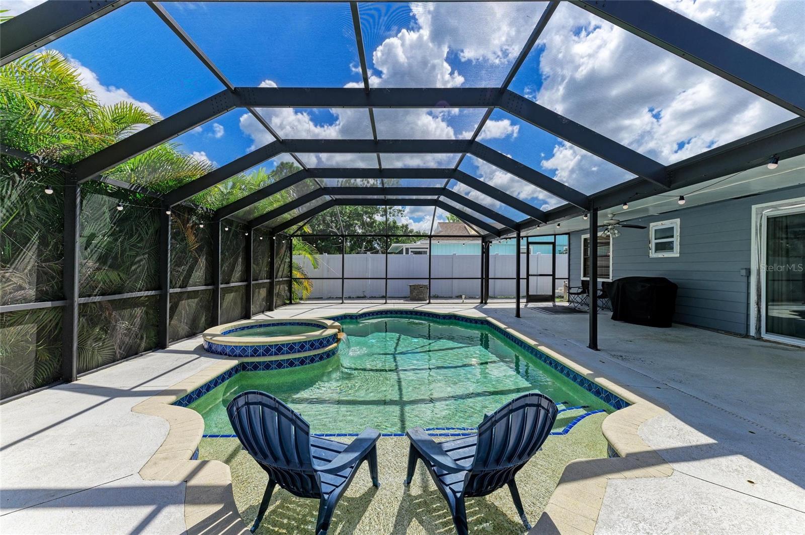 LAKE SARASOTA - Residential