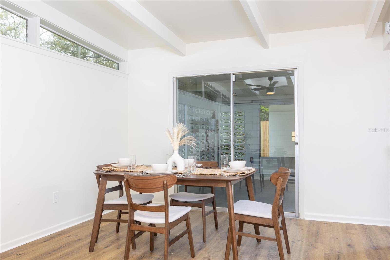 HIGHLAND COURT MANOR - Residential