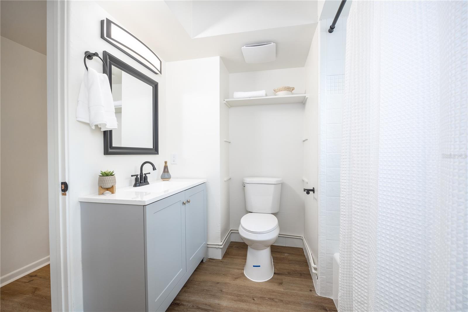 HIGHLAND COURT MANOR - Residential