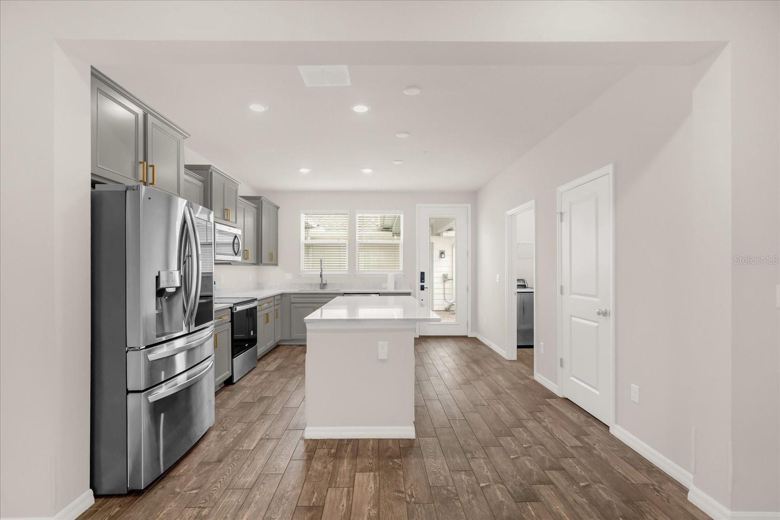 PINEWOOD RESERVE - Residential Lease