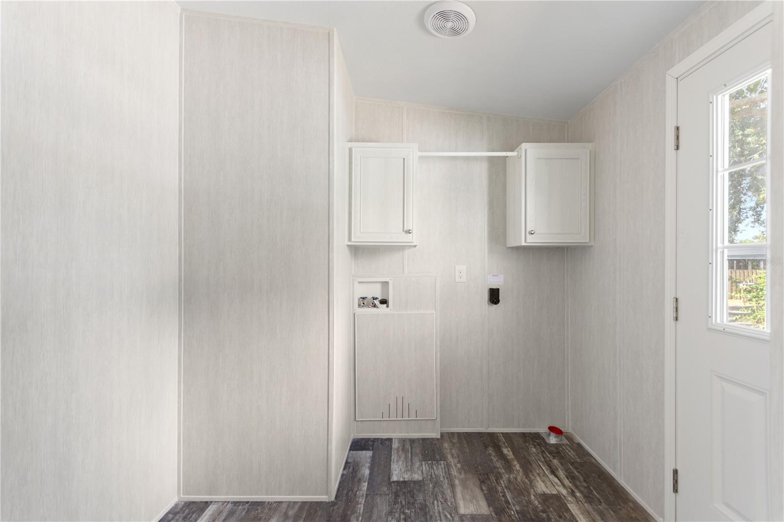 CANDLELIGHT GROVES - Residential