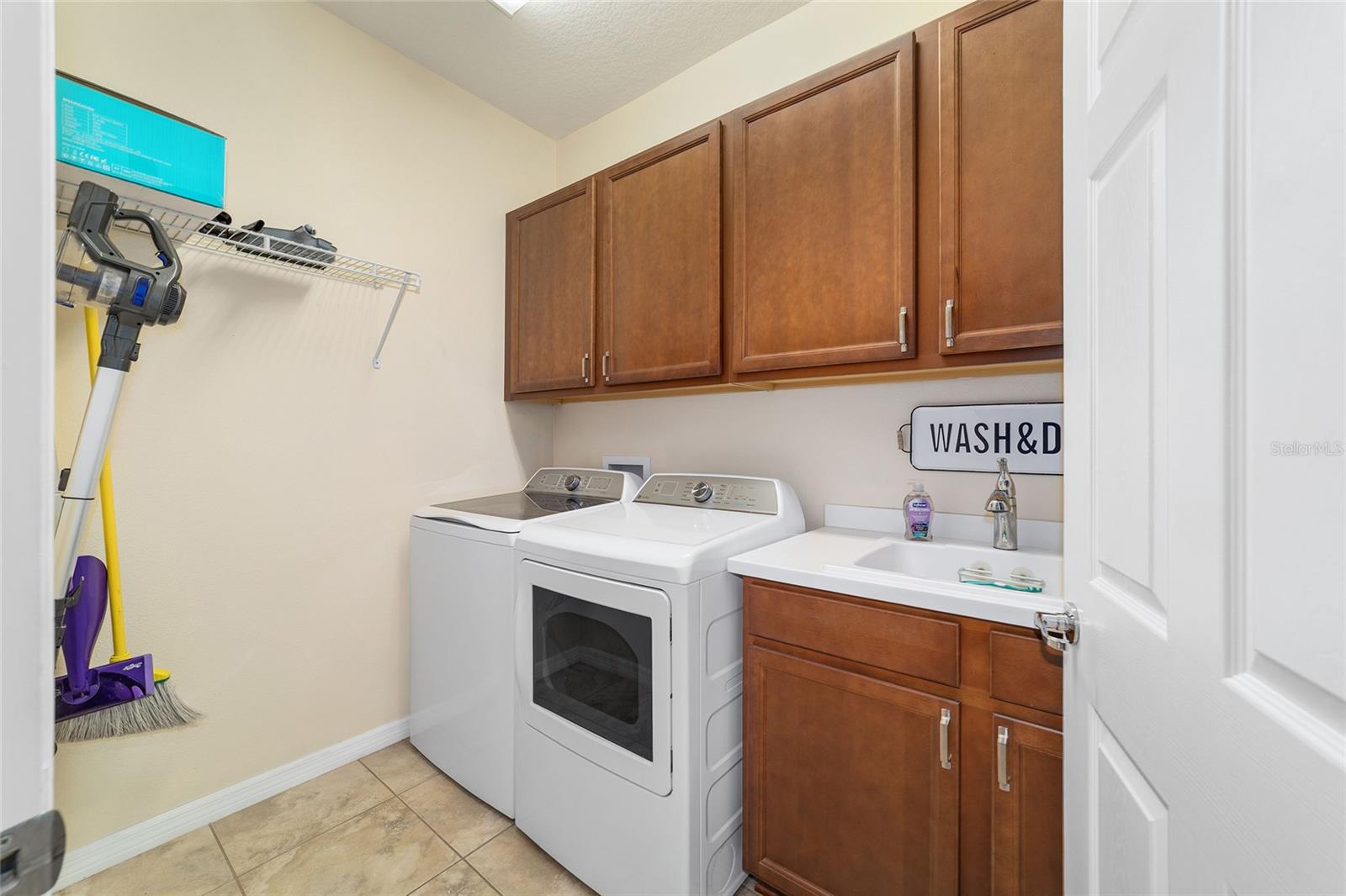 STONE CREEK - Residential