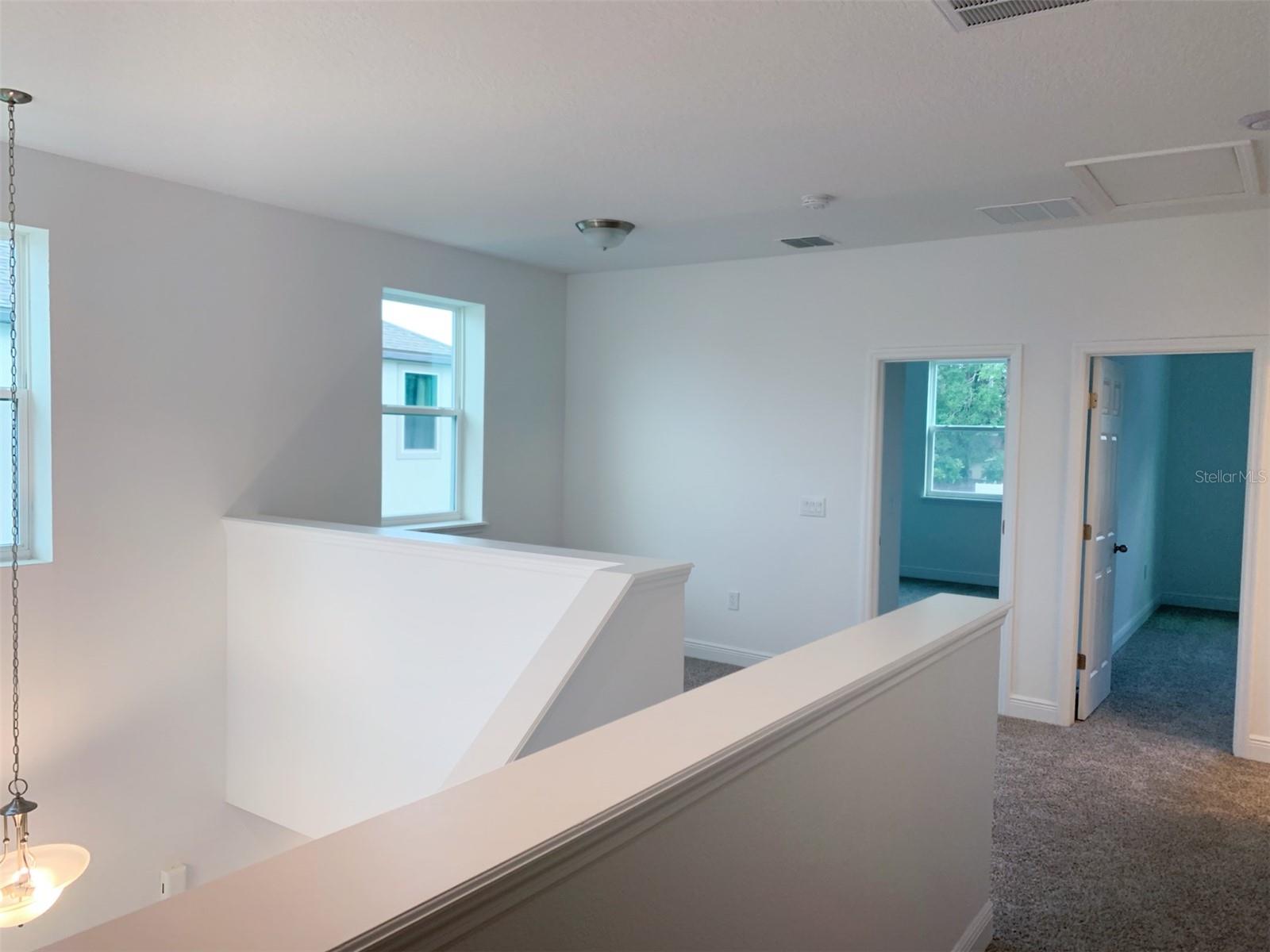 ENCLAVE AT HAWKS CREST - Residential Lease