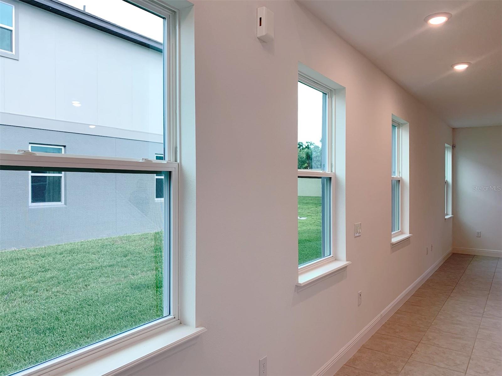 ENCLAVE AT HAWKS CREST - Residential Lease