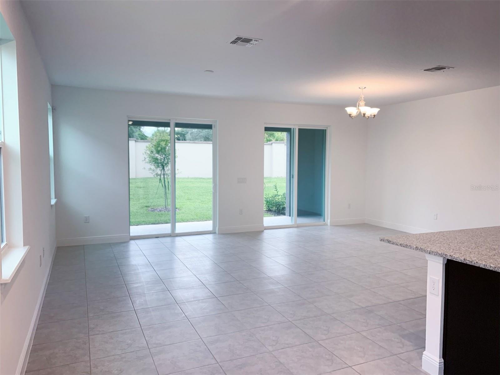 ENCLAVE AT HAWKS CREST - Residential Lease