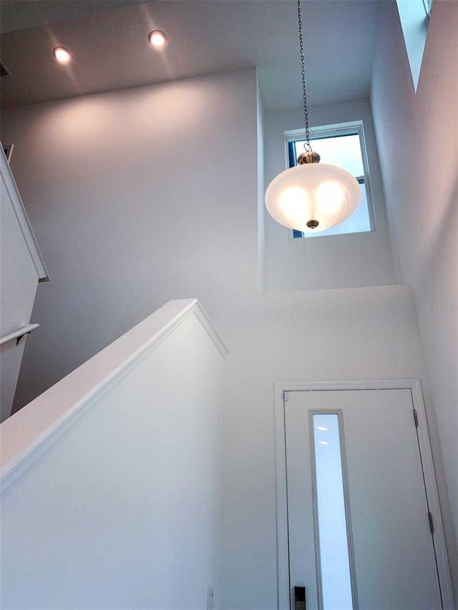 ENCLAVE AT HAWKS CREST - Residential Lease