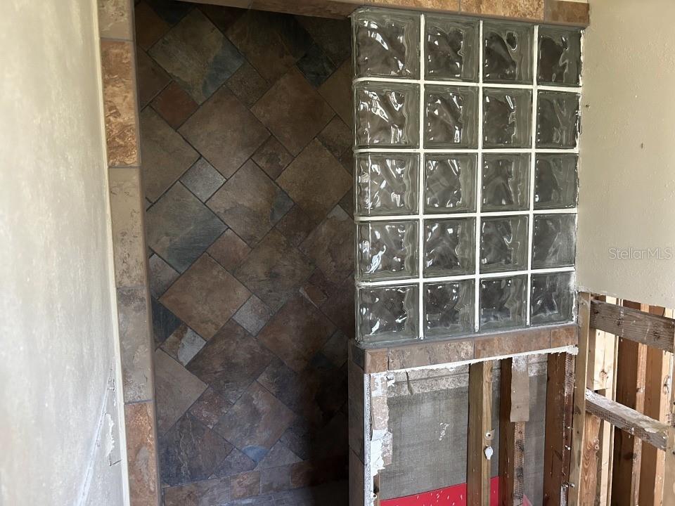 LONE PALM BEACH 2ND ADD - Residential