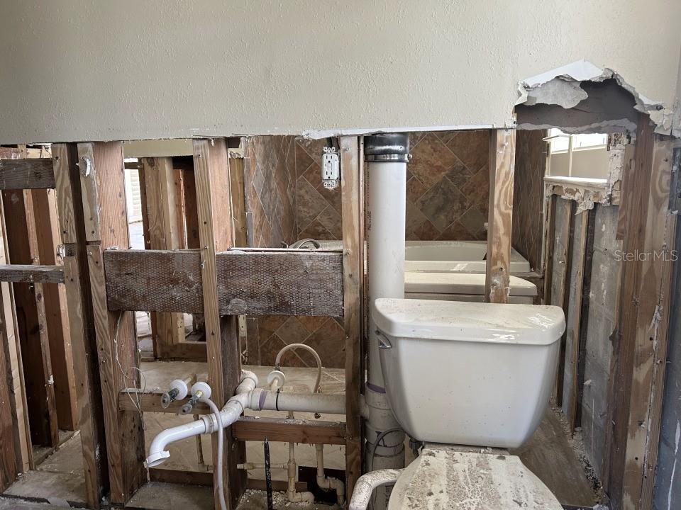 LONE PALM BEACH 2ND ADD - Residential