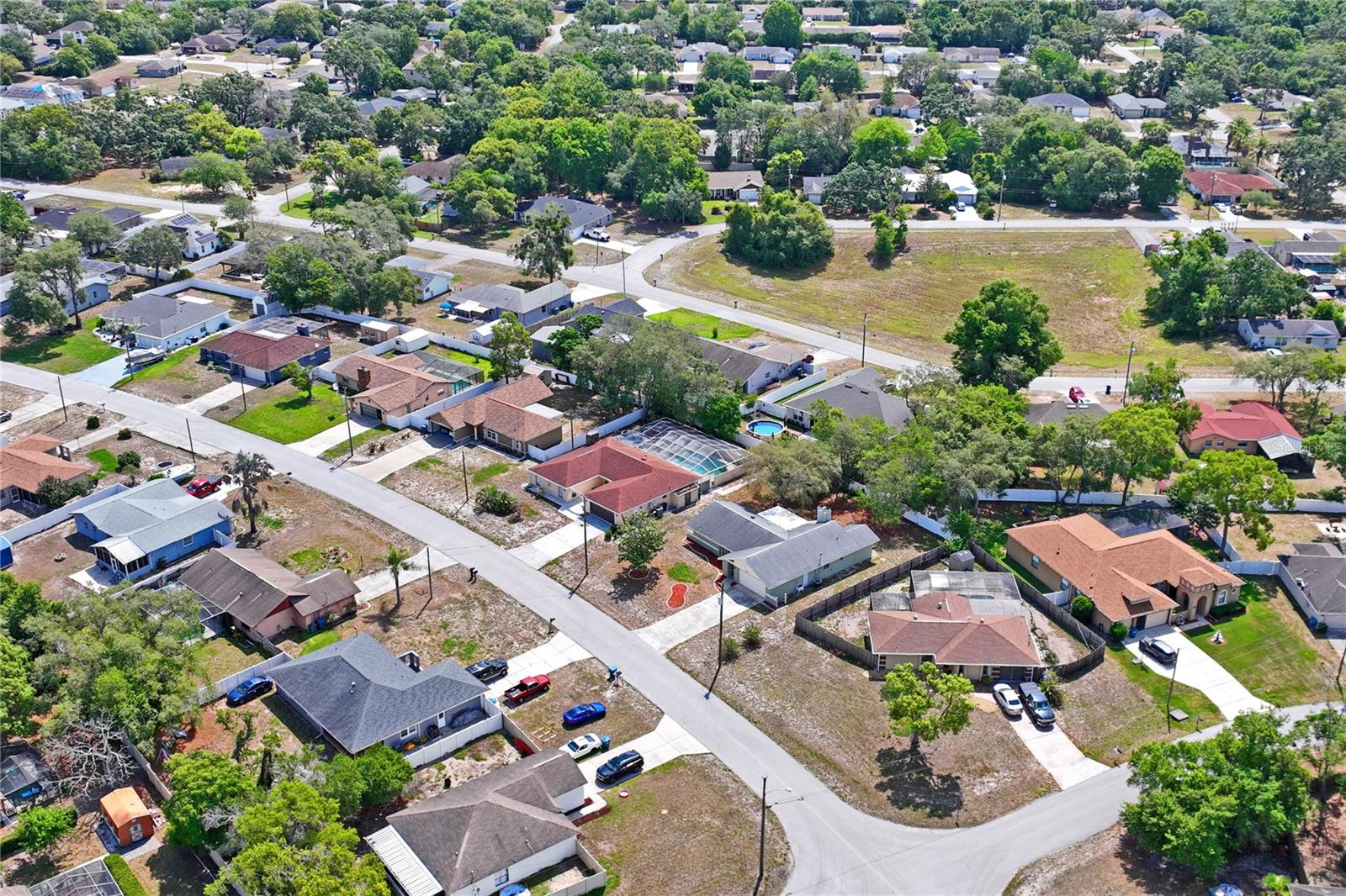 SPRING HILL - Residential