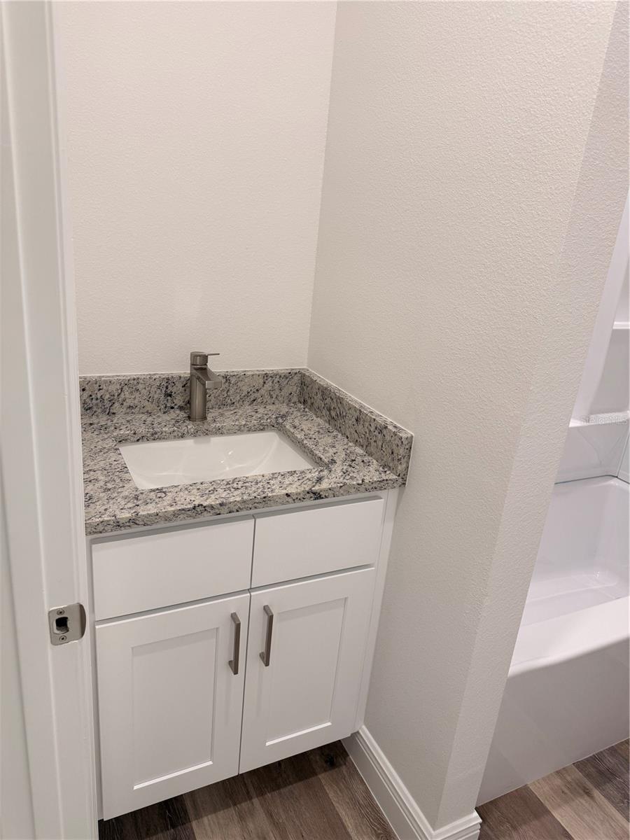 LOCKHARTS SUB - Residential