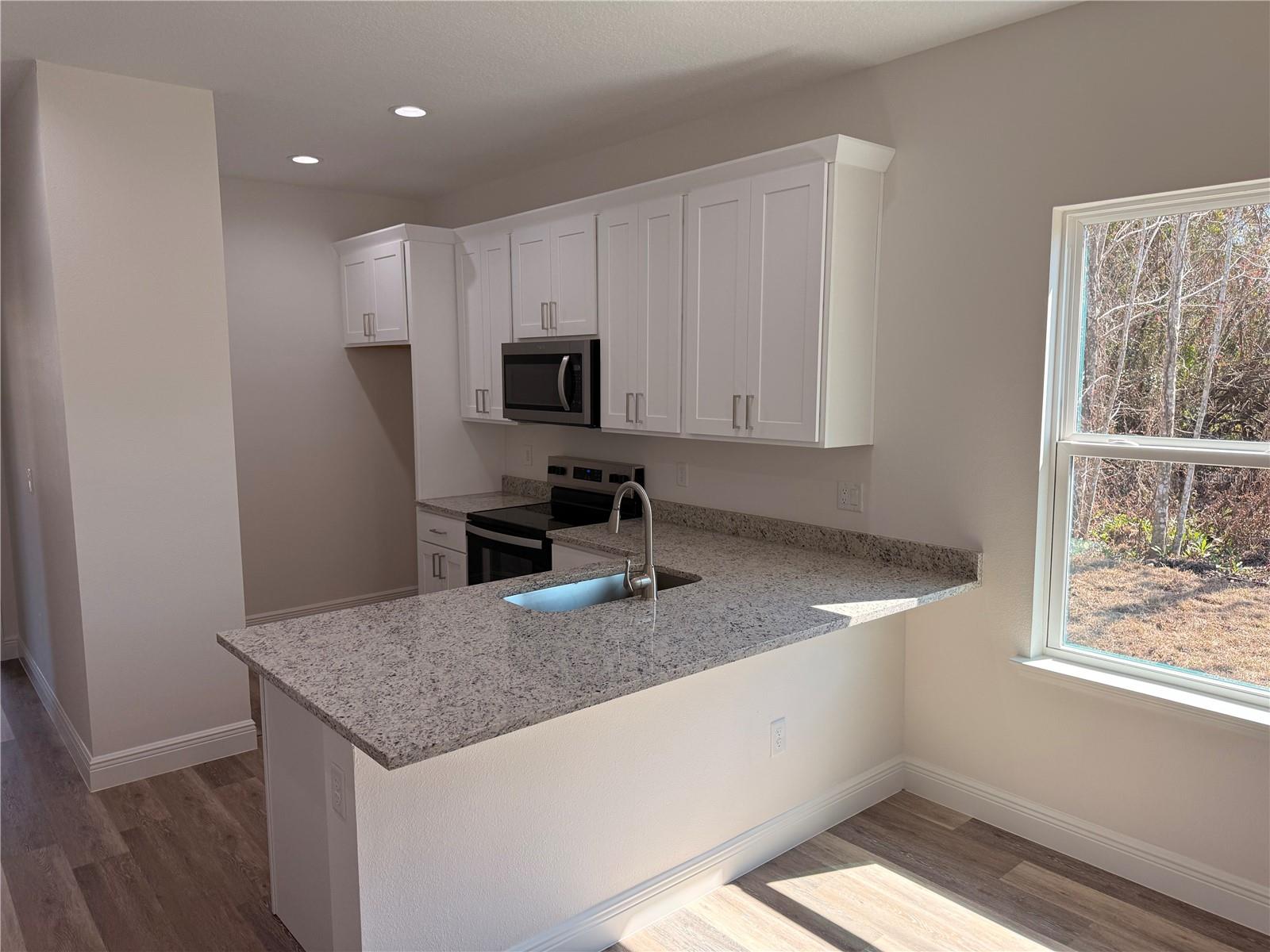 LOCKHARTS SUB - Residential