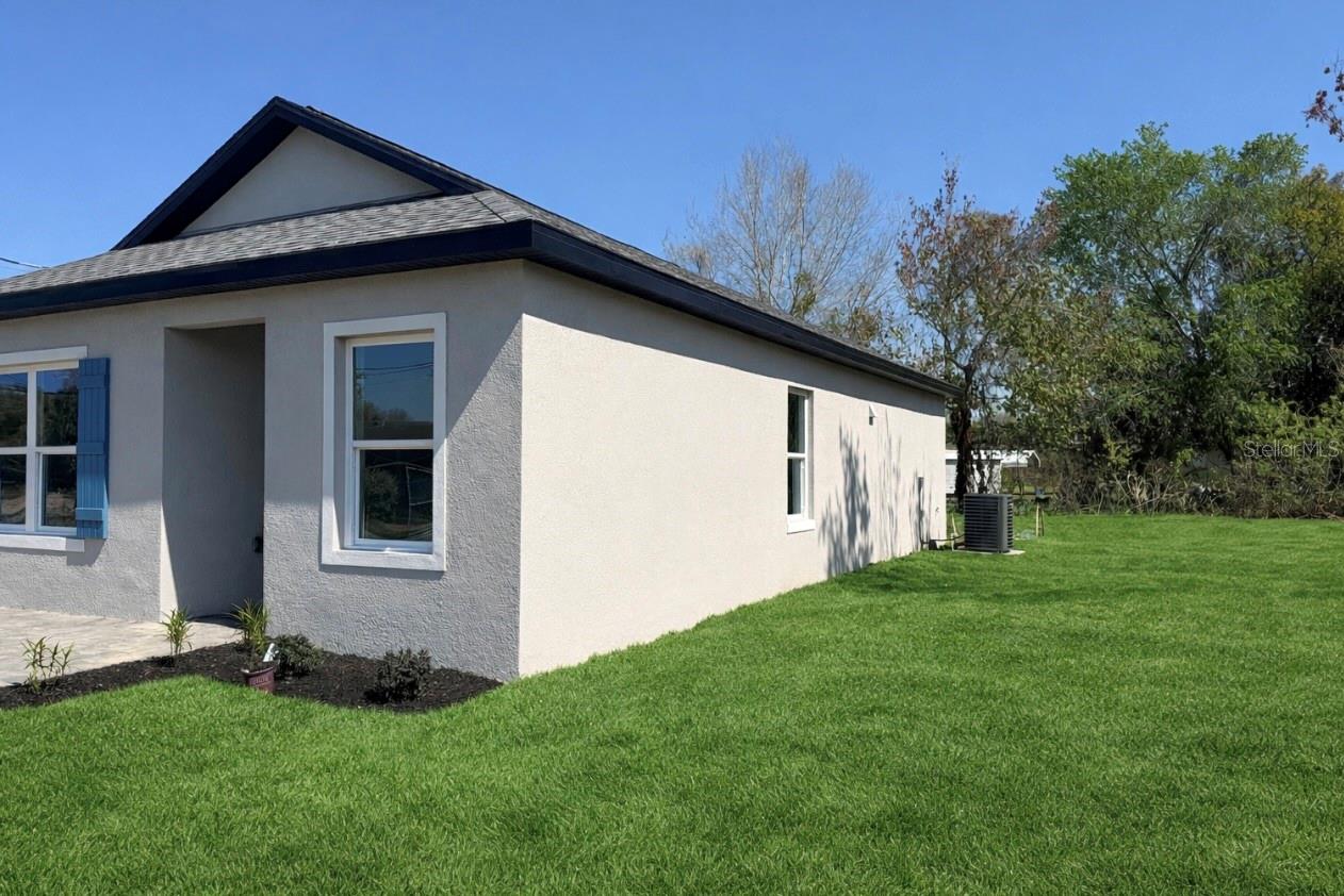 Casas a venda 4 - Jen Dantas 2207 MCCARTHY AVENUE