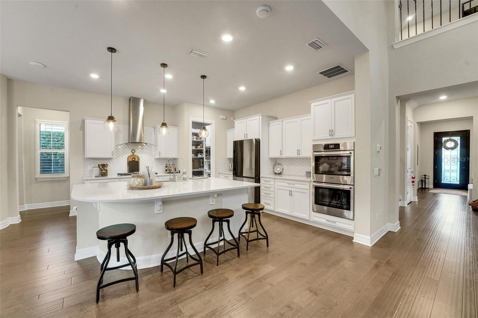LAKE EMMA SOUND - Residential