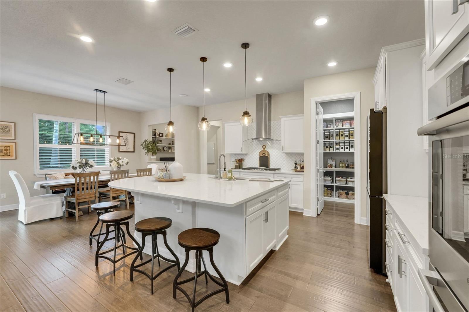 LAKE EMMA SOUND - Residential