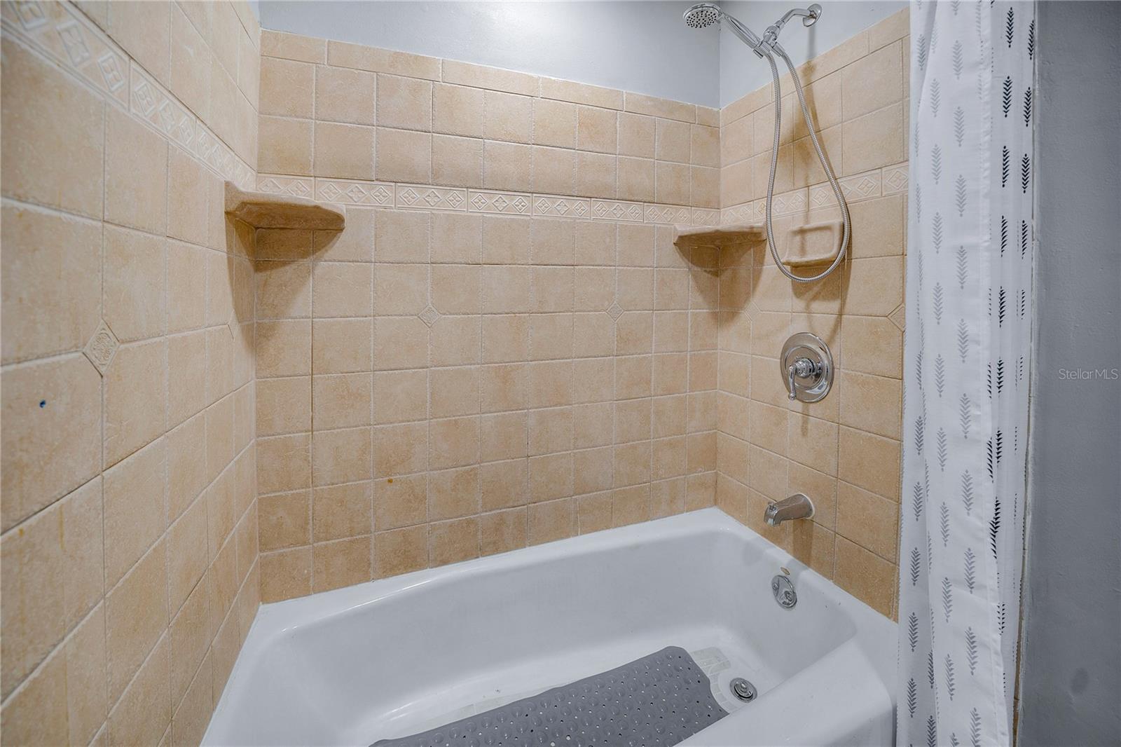 SOUTHERN COMFORT HOMES UNIT 1-C - Residential