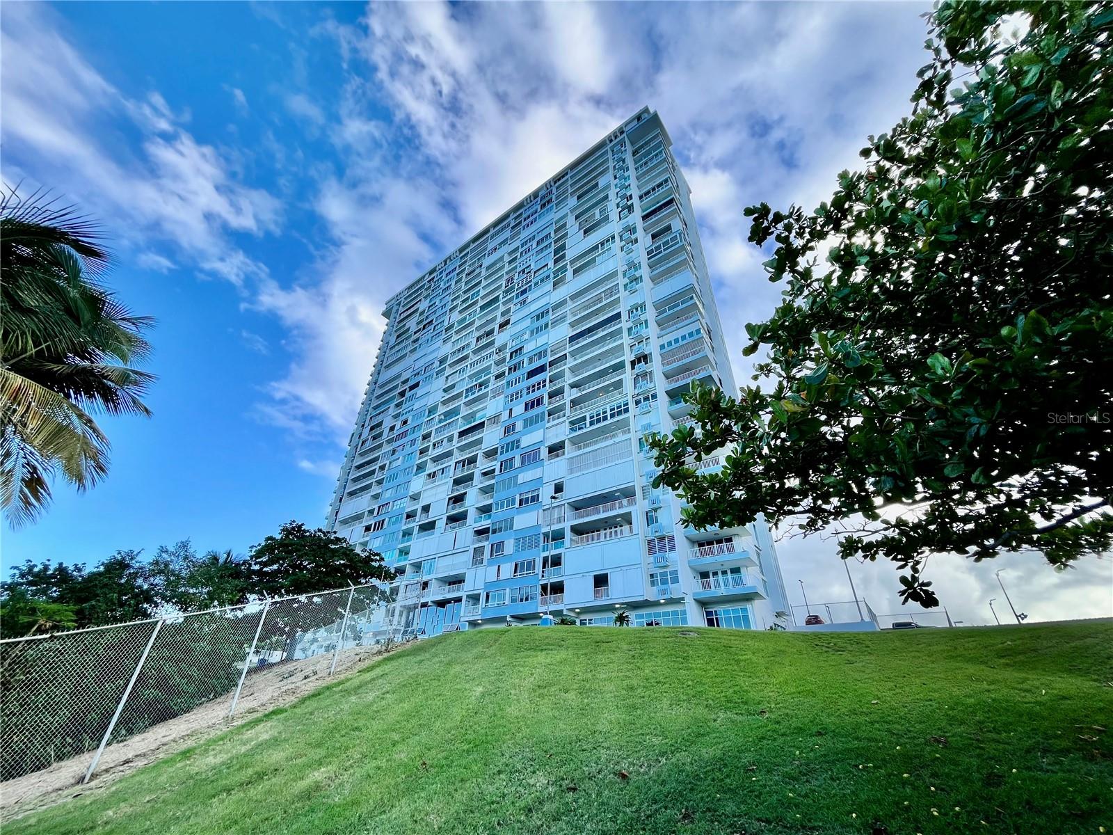 CONDOMINIO DOS MARINAS - Residential