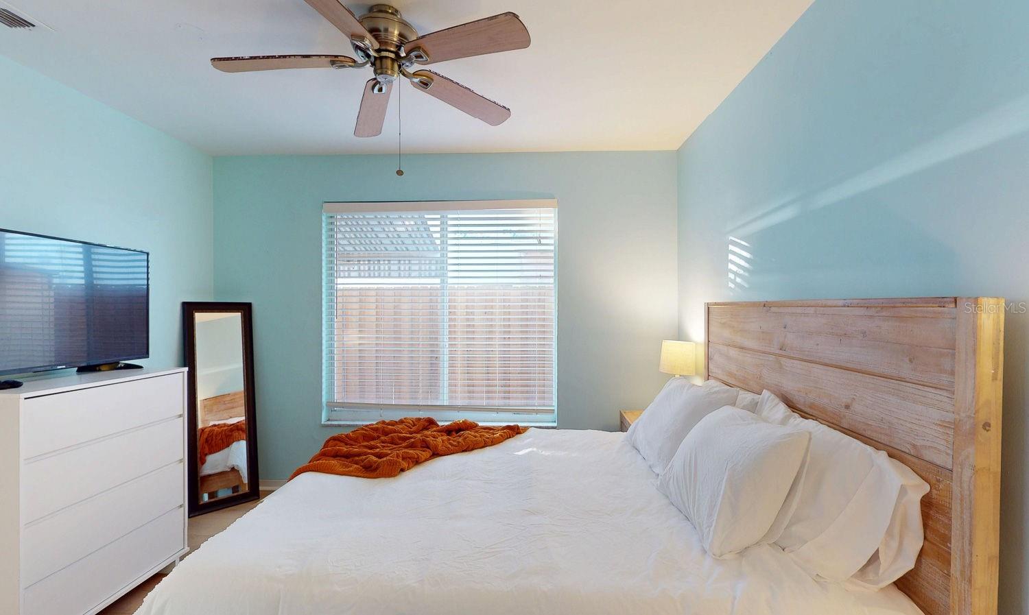 BELLE VISTA SHORES - Residential Lease